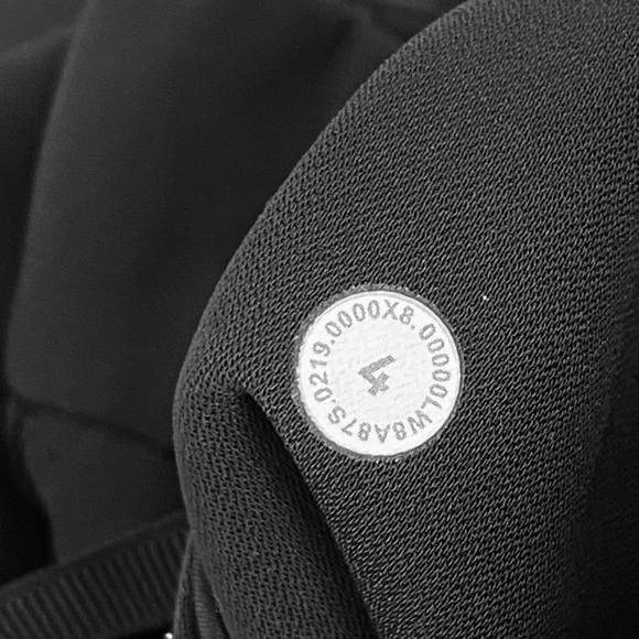 LULULEMON Athletica Black On The Fly Skirt Size 4 - Picture 14 of 16